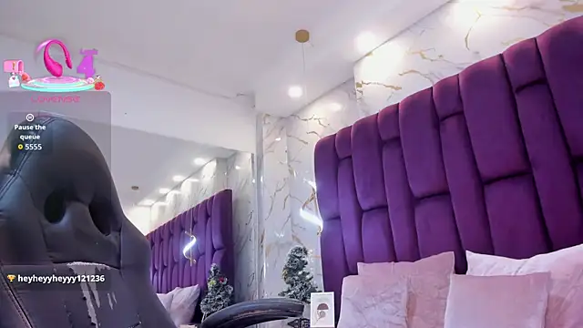 Snapshot of emma_carterr1 chatting on December 2025 09:14:01 AM emma carterr1 online show from December 2025 09:14:01 AM