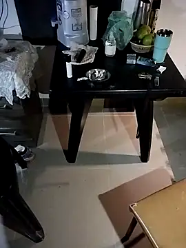 eze197 online show from April 2026 04:01:01 AM