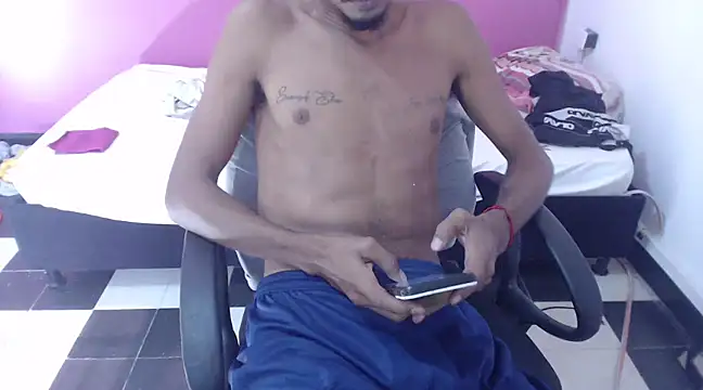 Snapshot of Albertwd420 chatting on January 2025 02:07:01 PM Albertwd420 online show from January 2025 02:07:01 PM