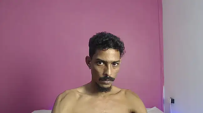 Snapshot of Albertwd420 chatting on February 2025 01:22:01 AM Albertwd420 online show from February 2025 01:22:01 AM