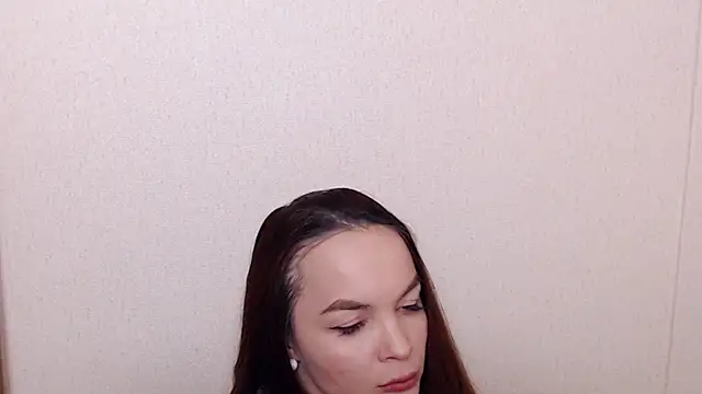 Snapshot of Avylew chatting on February 2025 07:28:02 PM Avylew online show from February 2025 07:28:02 PM