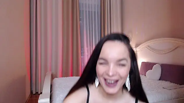 Snapshot of Avylew chatting on October 2025 08:39:02 PM Avylew online show from October 2025 08:39:02 PM