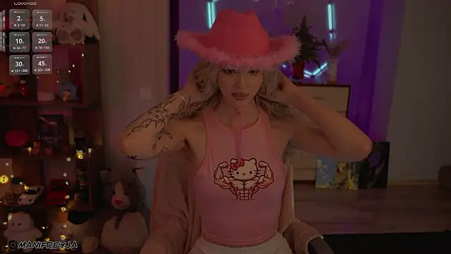 ManiFreyja online show from February 2026 06:26:02 PM