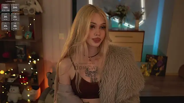 ManiFreyja online show from April 2026 07:51:02 PM