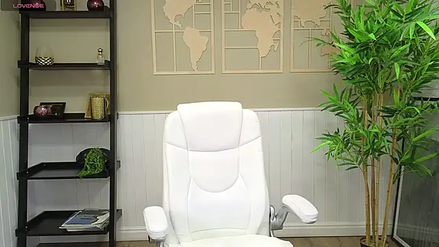 LadyLeea online show from January 2025 05:29:01 AM