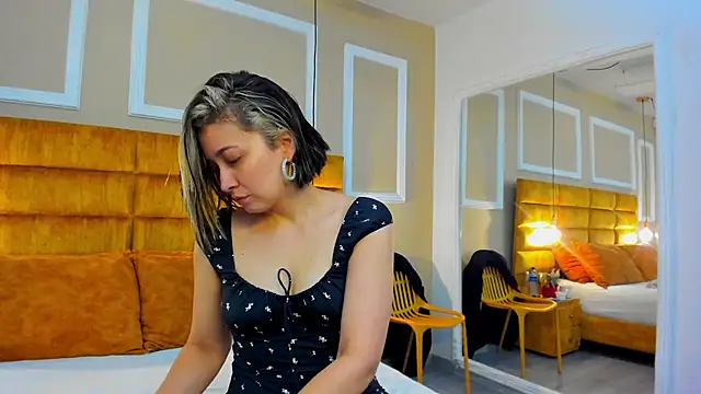 adarussell online show from December 2025 02:01:02 PM