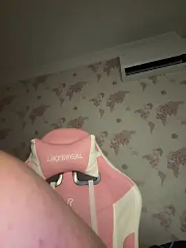 shanelle0 online show from April 2026 01:38:01 AM