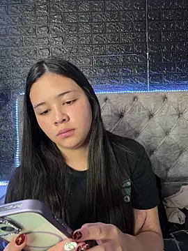 Paloma  LS online show from December 2025 07:21:01 PM