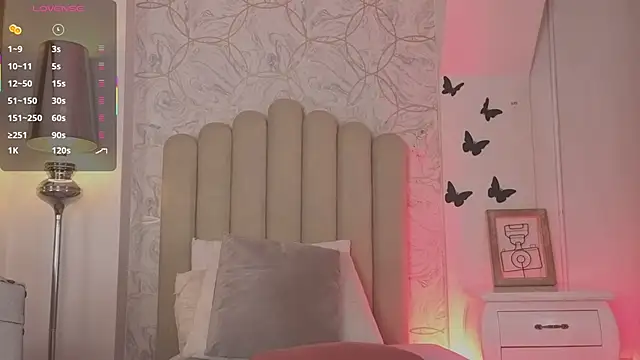 Snapshot of samanta_william chatting on October 2025 03:43:01 AM samanta william online show from October 2025 03:43:01 AM