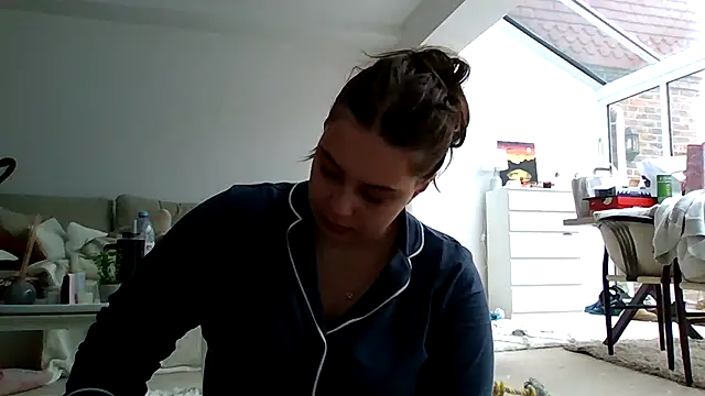 Krystal Tx online show from May 2026 06:51:02 AM