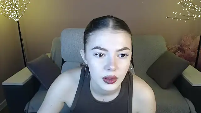 Ritaneer online show from March 2025 09:02:02 AM