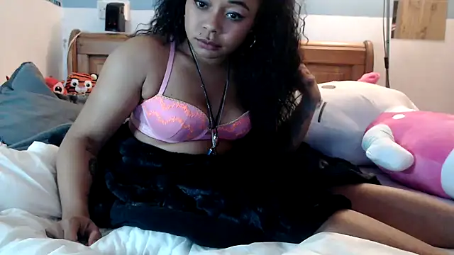 Snapshot of ChloeRebel chatting on January 2025 10:01:01 PM ChloeRebel online show from January 2025 10:01:01 PM