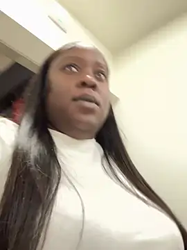 Snapshot of Insultedbalceni chatting on February 2026 03:15:02 AM Insultedbalceni online show from February 2026 03:15:02 AM