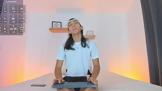 Snapshot of serge_7 chatting on February 2025 11:15:01 PM serge 7 online show from February 2025 11:15:01 PM