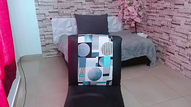 Snapshot of Vanse_lust chatting on December 2024 06:05:01 PM Vanse lust online show from December 2024 06:05:01 PM