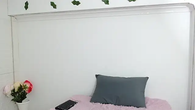 Snapshot of Vanse_lust chatting on January 2025 12:36:02 AM Vanse lust online show from January 2025 12:36:02 AM