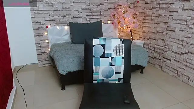 Snapshot of Vanse_lust chatting on February 2025 10:50:01 PM Vanse lust online show from February 2025 10:50:01 PM