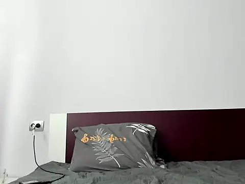 ElektraShine29 online show from October 2025 06:37:01 AM