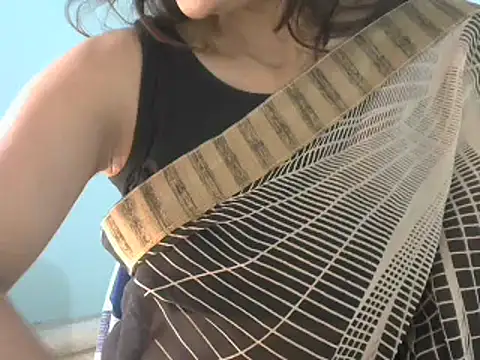 Snapshot of Nehasingh2024 chatting on December 2024 09:02:02 AM Nehasingh2024 online show from December 2024 09:02:02 AM