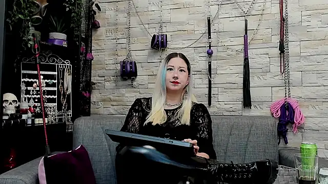 CruelMistress online show from March 2026 01:57:01 AM