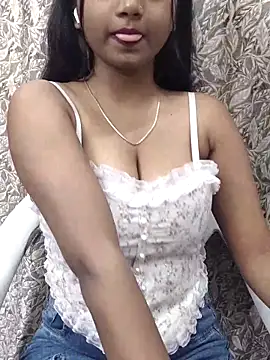 Snapshot of Ishaani_0 chatting on March 2025 10:32:01 AM Ishaani 0 online show from March 2025 10:32:01 AM