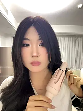 Snapshot of xyebobs chatting on December 2025 02:34:02 PM xyebobs online show from December 2025 02:34:02 PM