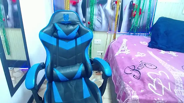 Snapshot of zoe_connor19 chatting on March 2025 12:26:01 AM zoe connor19 online show from March 2025 12:26:01 AM