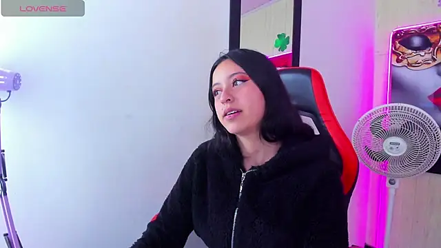 Snapshot of zoe_connor19 chatting on October 2025 08:27:02 PM zoe connor19 online show from October 2025 08:27:02 PM