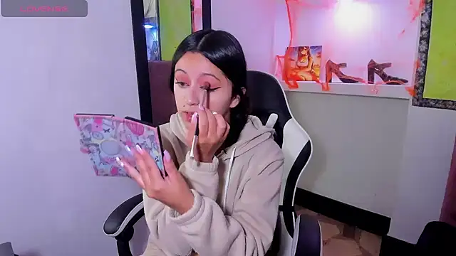 Snapshot of zoe_connor19 chatting on November 2025 06:53:01 PM zoe connor19 online show from November 2025 06:53:01 PM