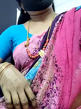 Snapshot of Tamilrojanew chatting on May 2026 10:43:02 AM Tamilrojanew online show from May 2026 10:43:02 AM