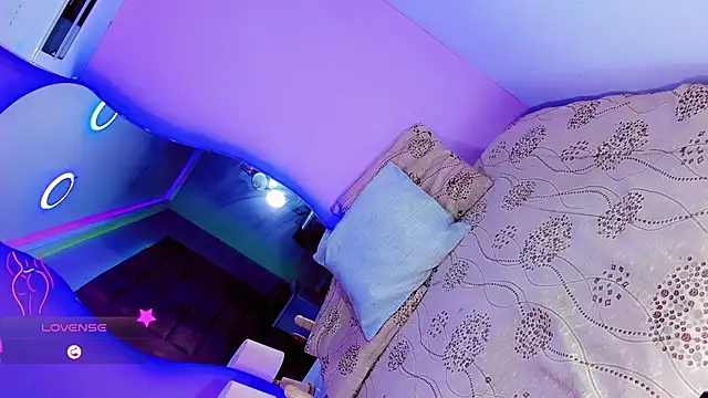 Shanelengel online show from November 2025 05:51:02 AM