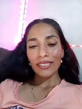 chloewildd  online show from November 2025 11:47:01 PM