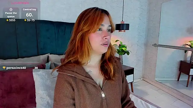 AdeleAndersonn online show from April 2026 07:37:02 PM