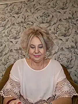 Snapshot of PALETT chatting on December 2024 02:42:01 AM PALETT online show from December 2024 02:42:01 AM