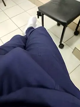 gatmoreno1 online show from January 2026 05:04:01 PM