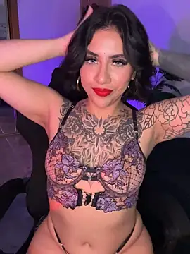 AlaskaLover online show from January 2026 10:40:01 AM