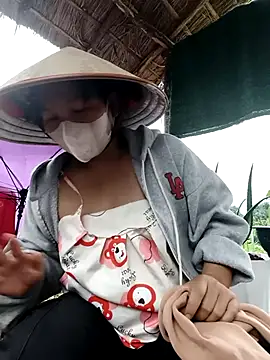 Snapshot of Betty20zx chatting on October 2025 01:07:02 AM Betty20zx online show from October 2025 01:07:02 AM