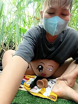 Snapshot of Betty20zx chatting on November 2025 01:08:01 AM Betty20zx online show from November 2025 01:08:01 AM