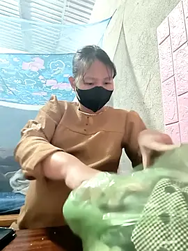 Snapshot of Betty20zx chatting on December 2025 01:21:02 AM Betty20zx online show from December 2025 01:21:02 AM