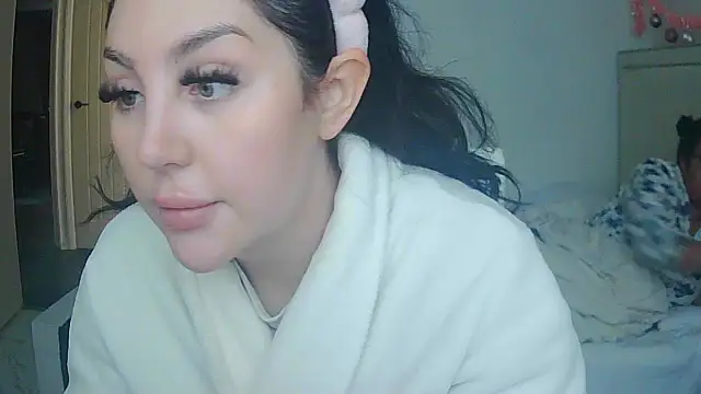 vanilla chocolate23 online show from December 2025 10:02:01 AM