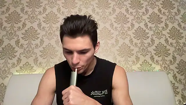 denlover1 online show from December 2024 11:21:01 AM