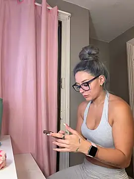 Snapshot of lexybabyxo chatting on May 2026 11:17:01 AM lexybabyxo online show from May 2026 11:17:01 AM