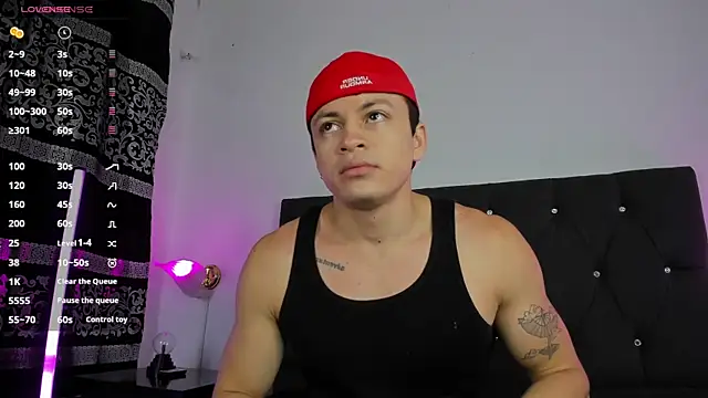 Snapshot of Angel_Cuervo chatting on March 2025 11:52:01 AM Angel Cuervo online show from March 2025 11:52:01 AM