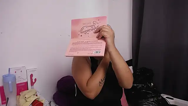 Nicol Love0 online show from February 2026 12:23:02 PM