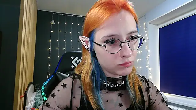 Honelin online show from December 2024 11:00:01 PM