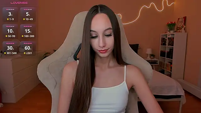 Snapshot of your_emily_ chatting on March 2025 09:17:02 AM your emily online show from March 2025 09:17:02 AM