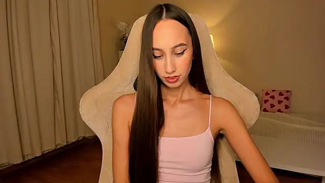 Snapshot of your_emily_ chatting on September 2025 07:16:01 PM your emily online show from September 2025 07:16:01 PM