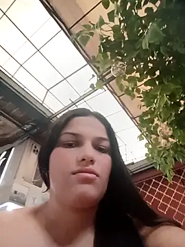 girl milk1 online show from November 2025 09:58:01 PM