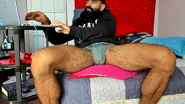 Chriss evanss  online show from December 2025 02:24:02 PM