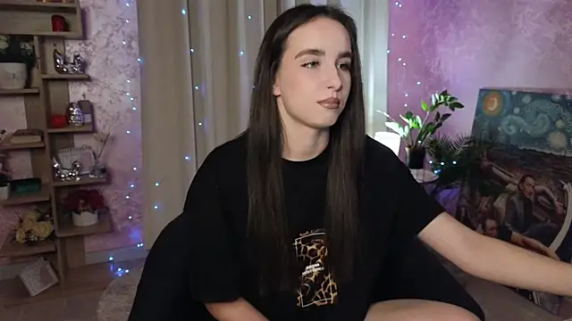 AuroraAksnesss online show from December 2024 03:21:02 PM